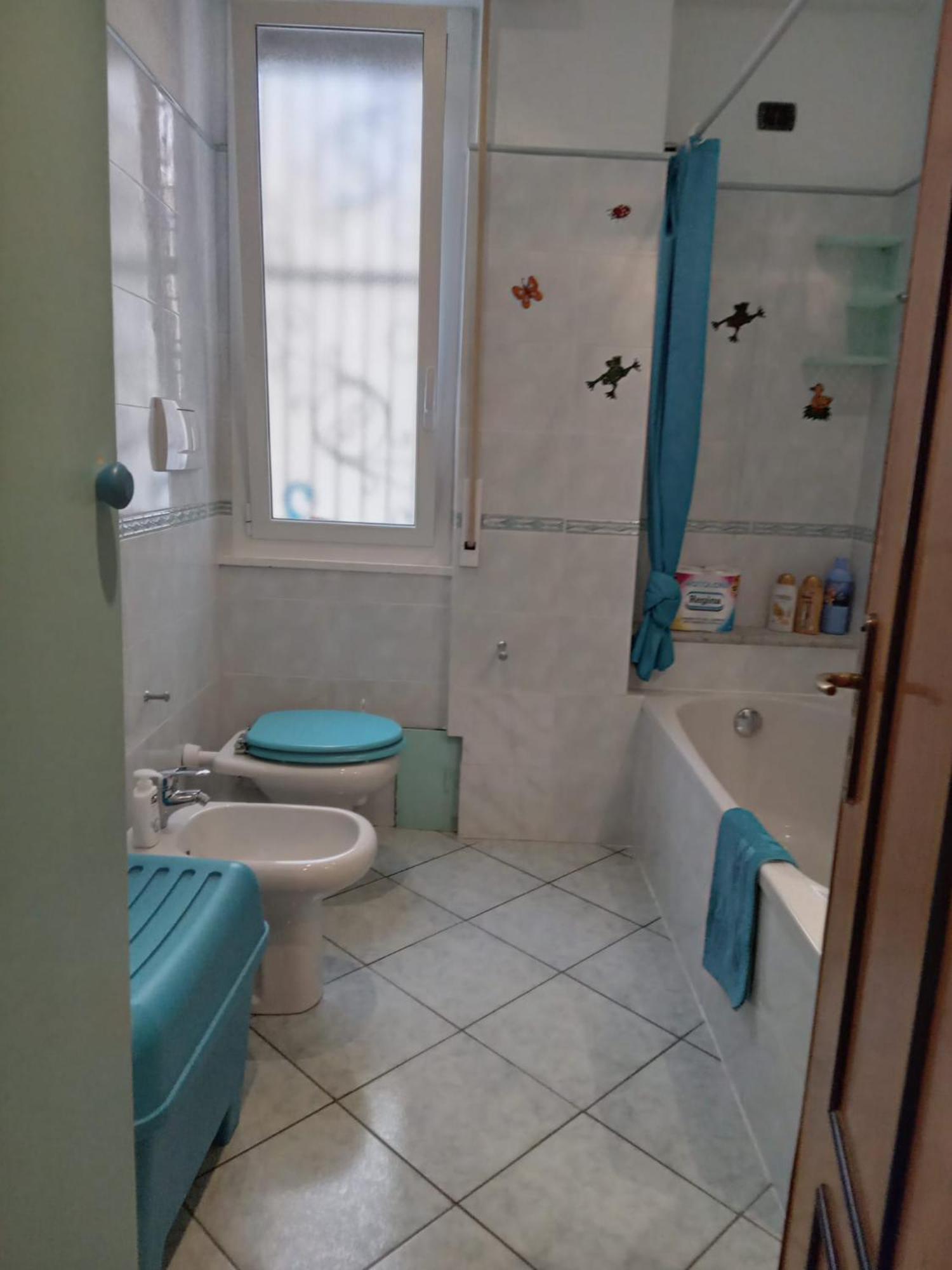 Homebetty Vado Ligure Extérieur photo