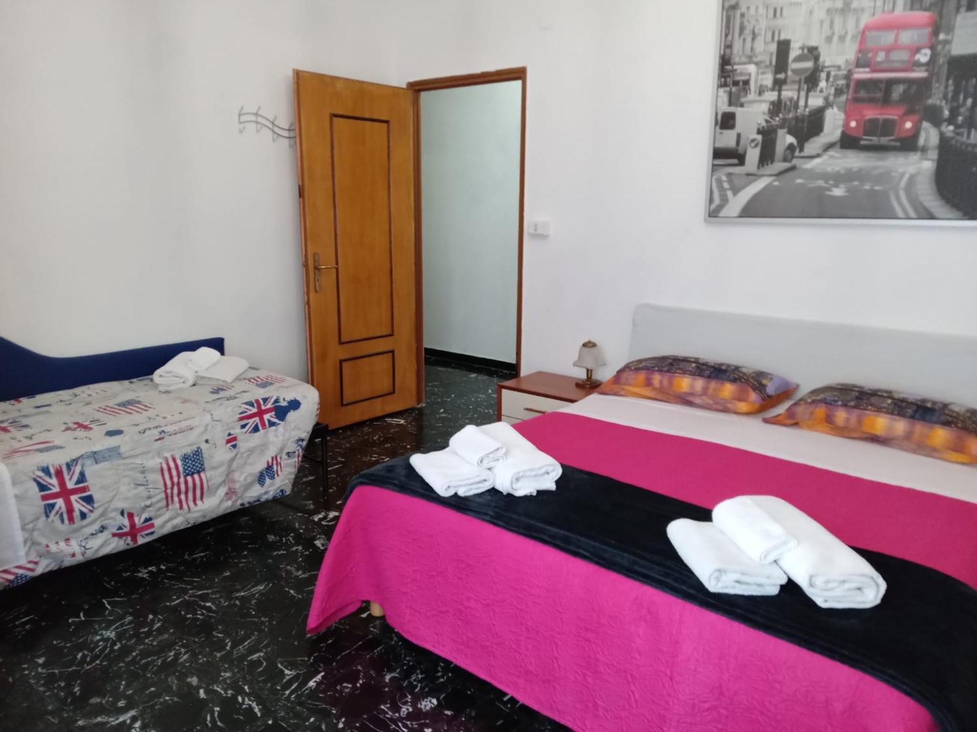 Homebetty Vado Ligure Extérieur photo